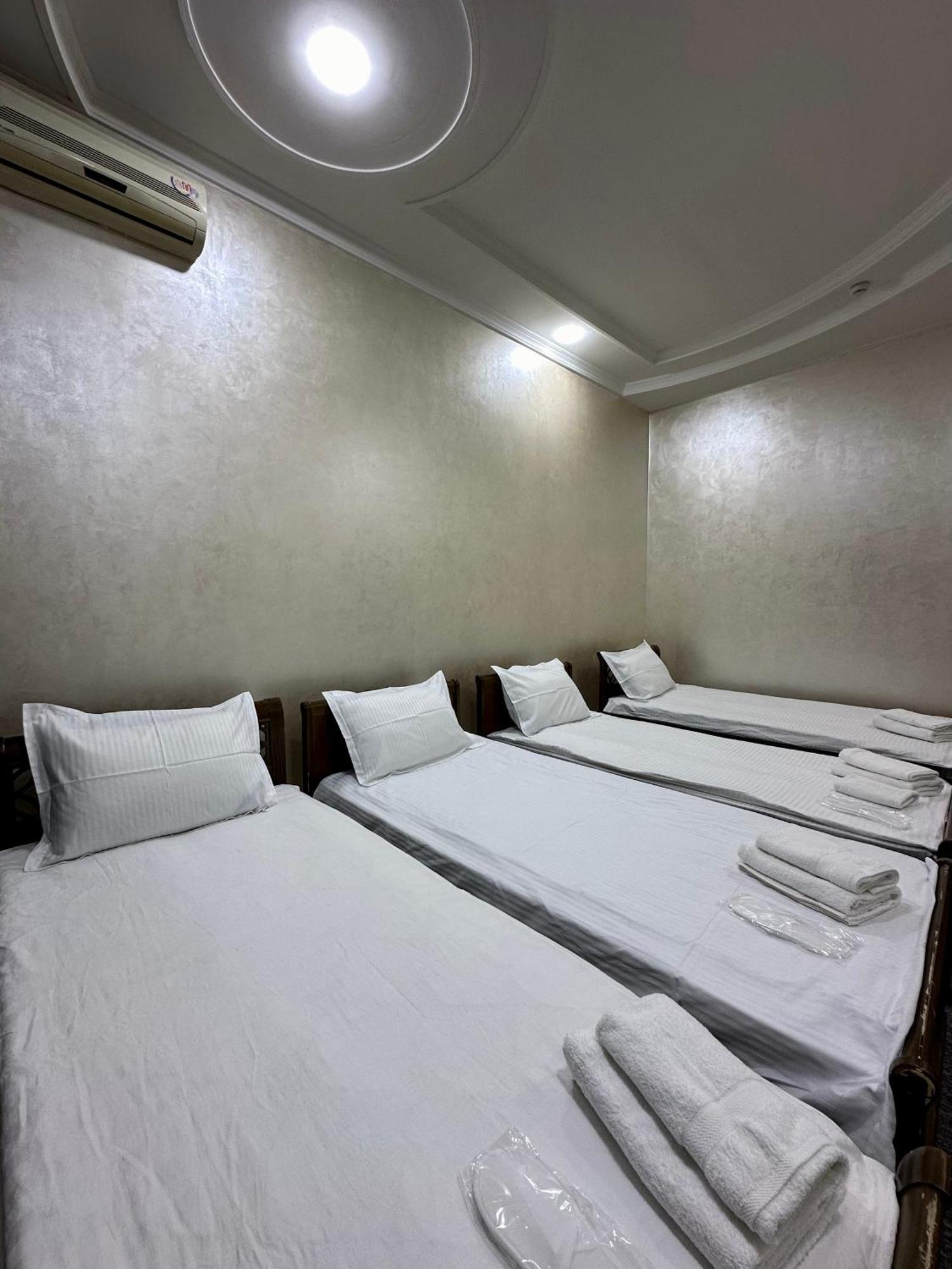 Rahat Inn Hotel Tashkent Bagian luar foto