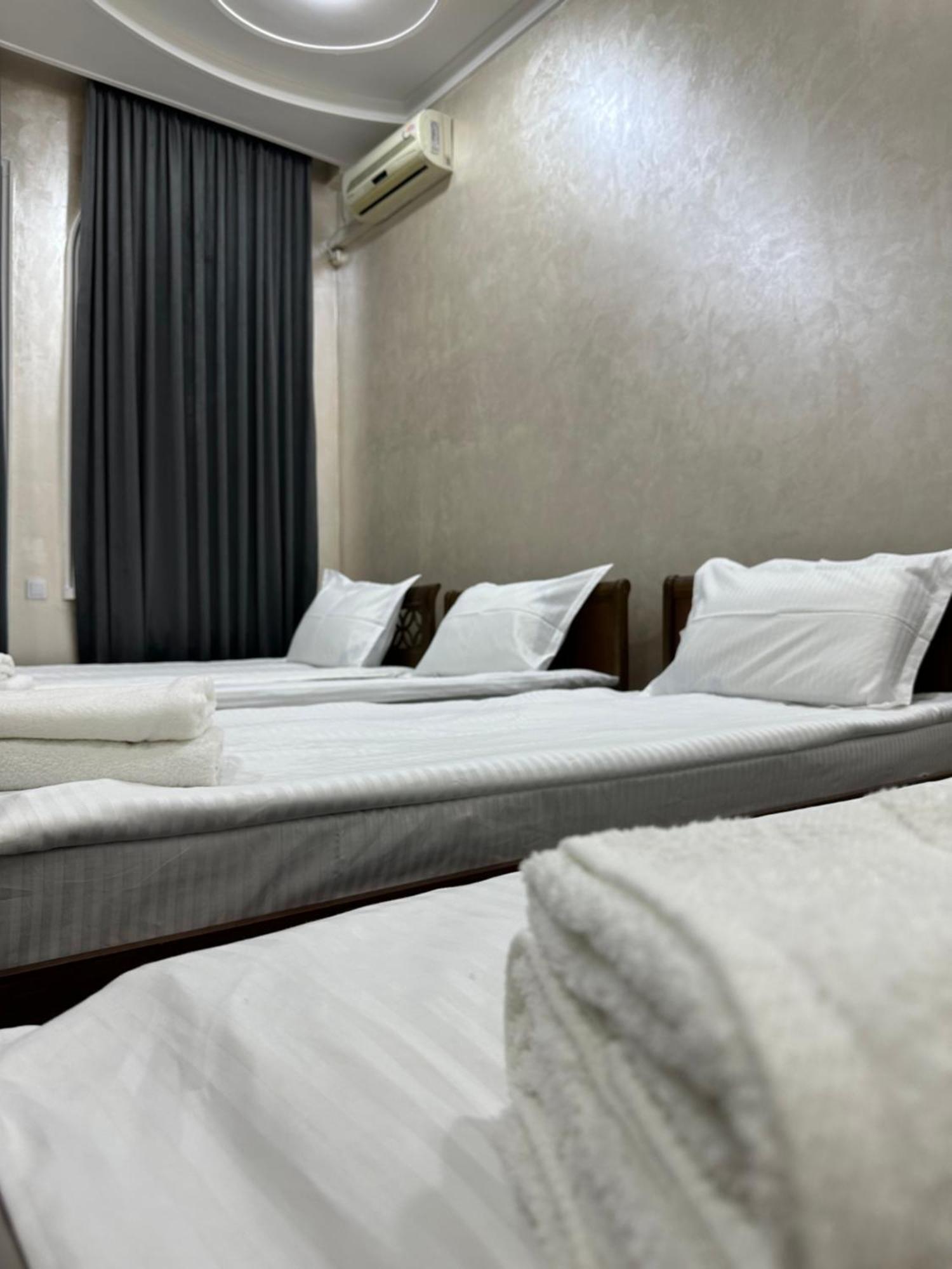 Rahat Inn Hotel Tashkent Bagian luar foto