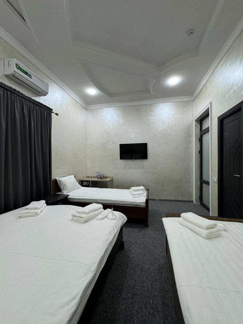 Rahat Inn Hotel Tashkent Bagian luar foto